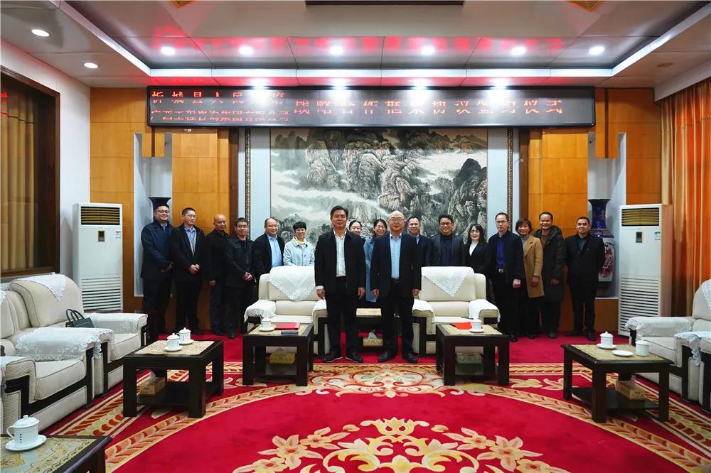 廣西工程咨詢集團(tuán)與忻城縣人民政府簽訂戰(zhàn)略合作框架協(xié)議