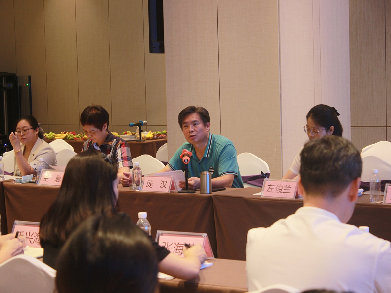 一家人一條心一起拼！ 龐漢赴控股公司廣西建信開(kāi)展工作調(diào)研